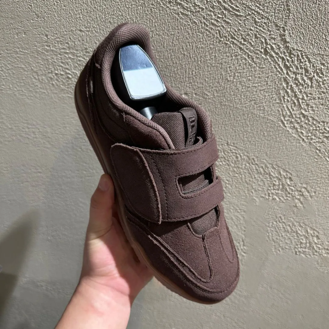 รองเท้าผ้าใบแบบสวมสำหรับผู้หญิ - Velcro Hook Loop บทวิจารณ์และราคา