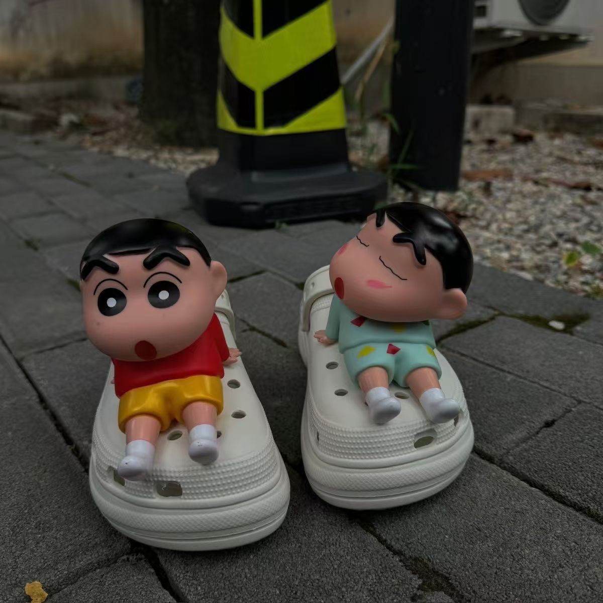 เครยอน ชินจัง ชาร์มรองเท้า 3D  - Cosplay Prop Diy บทวิจารณ์และราคา